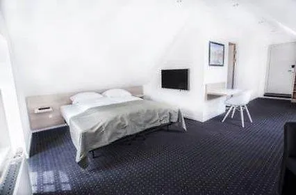 Tante Hotel 3*